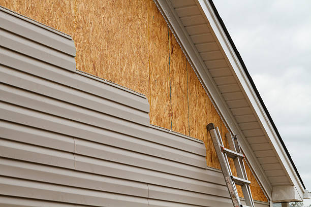 24/7 Emergency Vinyl Siding experts in Covesville, VA